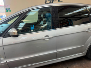 2013 Ford S-Max 2.0 Tdci Titanium X Sport Euro 5 5dr in Silver — image 5