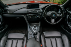 2017 BMW M4 3.0 Biturbo Convertible 2dr Petrol Dct Euro 6 (s/s) (431 Ps) in Orange — image 2