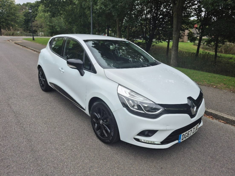 2017 Renault Clio 1.2 16v Dynamique Nav Hatchback 5dr Petrol Manual Euro 6 (75 Ps) in Multicolour — image 1