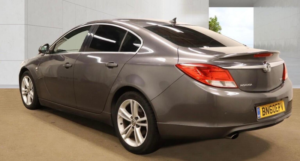 2010 Vauxhall Insignia 2.0 Cdti Sri Nav Euro 5 4dr in Grey — image 2