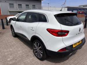 2017 Renault Kadjar 1.2 Signature S Nav Tce 130 in White — image 3