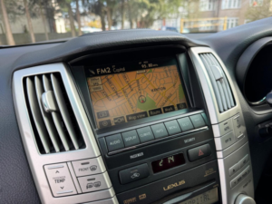 2010 Lexus Rx 3.3 400h Limited Edition Executive CVT 5dr in Silver — image 2