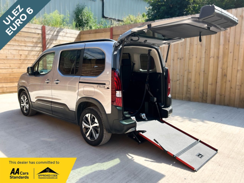 2024 Peugeot Rifter 3 SEAT Auto Wheelchair Accessible Disabled Access Vehicle Wav in Grey — image 1
