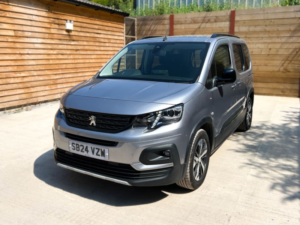 2024 Peugeot Rifter 3 SEAT Auto Wheelchair Accessible Disabled Access Vehicle Wav in Grey — image 6