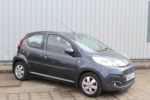 2013 Peugeot 107 1.0 12v Active in Grey — image 6
