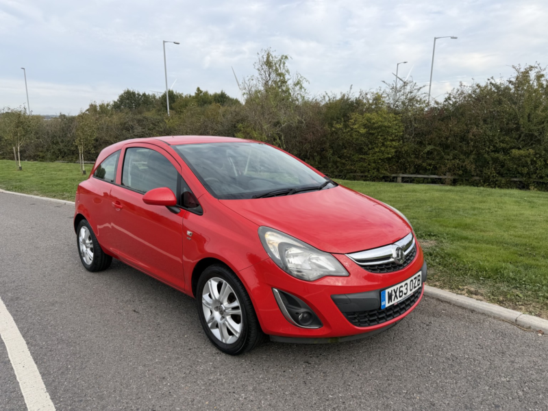 2013 Vauxhall Corsa 1.2 16v Energy in Red — image 1