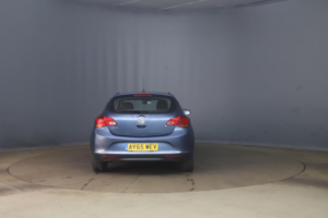 2015 Vauxhall Astra 1.4i Excite Euro 6 5dr in Blue — image 6