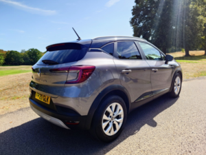 2020 Renault Captur 1.0 Iconic Tce 100 in Grey — image 3