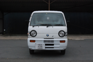 1994 Suzuki Carry Wagon Pickup in White — image 2