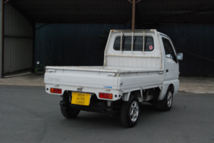 1994 Suzuki Carry Wagon Pickup in White — image 6