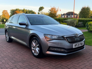 2021 Skoda Superb 1.4 Tsi Iv 13kwh Se Technology DSG Euro 6 (s/s) 5dr in Grey — image 2