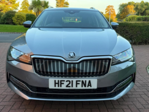 2021 Skoda Superb 1.4 Tsi Iv 13kwh Se Technology DSG Euro 6 (s/s) 5dr in Grey — image 3