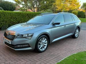 2021 Skoda Superb 1.4 Tsi Iv 13kwh Se Technology DSG Euro 6 (s/s) 5dr in Grey — image 4