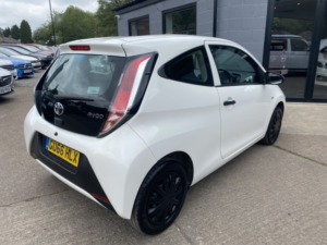 2017 Toyota Aygo 1.0 Vvt-I X in White — image 6