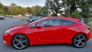 2017 Vauxhall Astra Gtc 1.4 I Turbo Limited Edition in Red — image 3