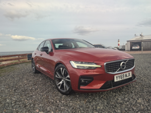 2020 Volvo S60 2.0 R-Design Plus T5 in Red — image 3