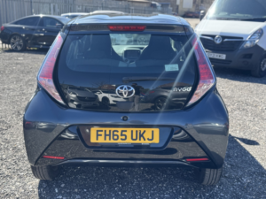 2015 Toyota Aygo 1.0 Vvt-I X-Play in Grey — image 6