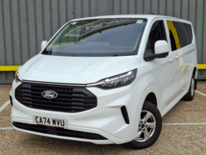 2025 Ford Transit Custom 2.0 320 Ecoblue Limited Kombi Double Cab 5dr Diesel Manual L2 H1 Euro 6 (s/s) (136 Ps) in White — image 5