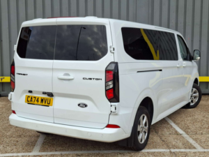 2025 Ford Transit Custom 2.0 320 Ecoblue Limited Kombi Double Cab 5dr Diesel Manual L2 H1 Euro 6 (s/s) (136 Ps) in White — image 6