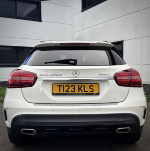 2018 Mercedes-Benz Gla 2.1 Gla220d Amg Line in White — image 4