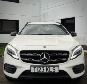 2018 Mercedes-Benz Gla 2.1 Gla220d Amg Line in White — image 5