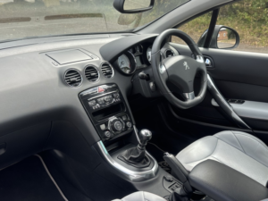 2014 Peugeot 308 Cc 1.6 Thp Roland Garros in Black — image 3