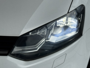 2016 Volkswagen Polo 1.2 Tsi Bluemotion Tech in White — image 5