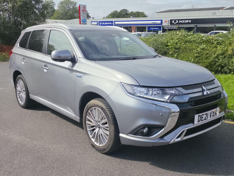 2021 Mitsubishi Outlander 2.4h Twinmotor 13.8kwh Dynamic Safety CVT 4WD Euro 6 (s/s) 5dr in Grey — image 1