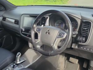 2021 Mitsubishi Outlander 2.4h Twinmotor 13.8kwh Dynamic Safety CVT 4WD Euro 6 (s/s) 5dr in Grey — image 3