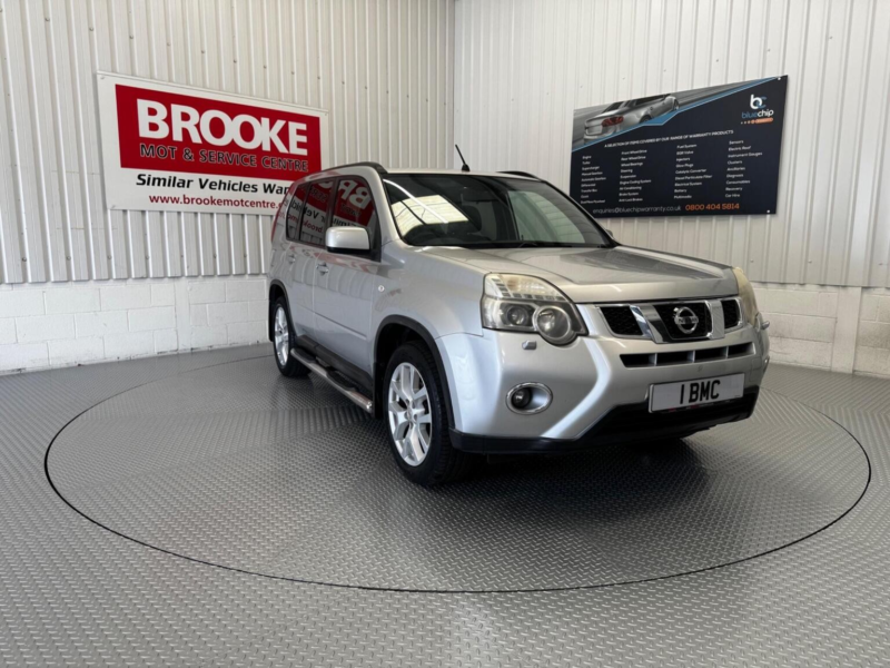 2010 Nissan X-Trail 2.0 Dci Tekna Auto 4WD Euro 5 5dr in Silver — image 1