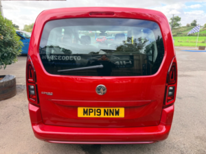 2019 Vauxhall Combo Life 1.2 Turbo Gpf Energy MPV 5dr Petrol Manual Euro 6 (s/s) (7 Seat) (110 Ps) in Red — image 3