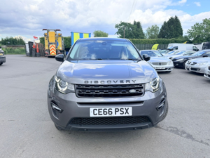 2016 Land Rover Discovery Sport 2.0 Td4 Hse Black in Grey — image 3