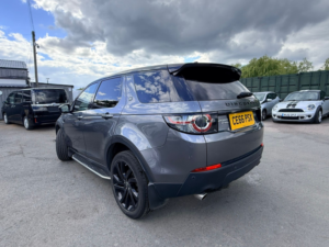 2016 Land Rover Discovery Sport 2.0 Td4 Hse Black in Grey — image 5