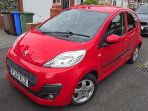 2012 Peugeot 107 1.0 12v Allure Euro 5 5dr in Red — image 6