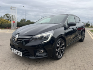2023 Renault Clio 1.0 Tce Techno in Black — image 3