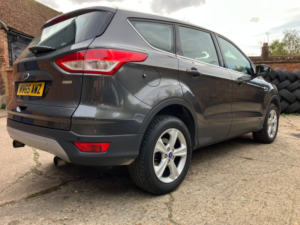 2015 Ford Kuga 1.5 T Ecoboost Zetec in Grey — image 3