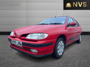 1998 Renault Megane 1.6 Rxe in Red — image 3