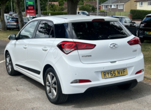 2016 Hyundai I20 I20 1.4 Premium Automatic in White — image 5