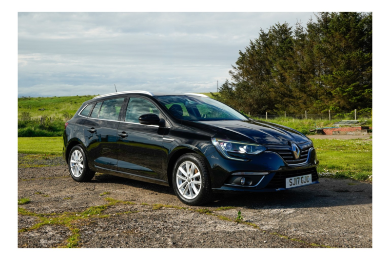 2017 Renault Megane 1.5 Dynamique Nav Dci 110 in Black — image 1