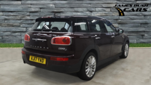 2017 MINI Clubman 2.0 Clubman Cooper D in Red — image 4