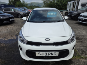 2019 Kia Rio 1.3 2 in White — image 2