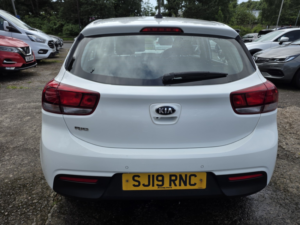 2019 Kia Rio 1.3 2 in White — image 6