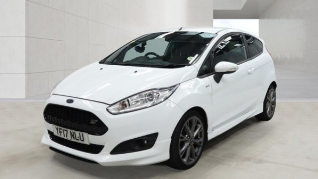 2017 Ford Fiesta 1.0 T Ecoboost St-Line White 3dr Stunning in White — image 1