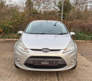 2012 Ford Fiesta 1.4 Zetec 5dr in Silver — image 2