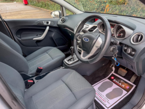 2012 Ford Fiesta 1.4 Zetec 5dr in Silver — image 3