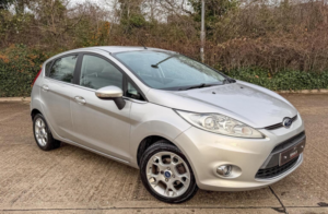 2012 Ford Fiesta 1.4 Zetec 5dr in Silver — image 5