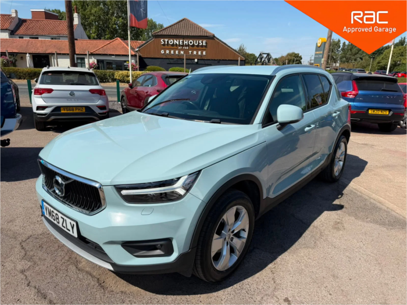 2018 Volvo Xc40 2.0 D3 Momentum Pro SUV 5dr Diesel Manual Euro 6 (s/s) (150 Ps) in Blue — image 1