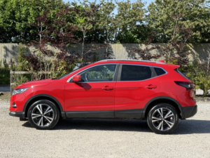 2020 Nissan Qashqai 1.3 Dig-T N-Connecta in Red — image 5