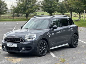 2017 MINI Countryman 2.0 Cooper S 5dr Auto [chili Pack], Petrol, Grey + 4WD Auto in Grey — image 2