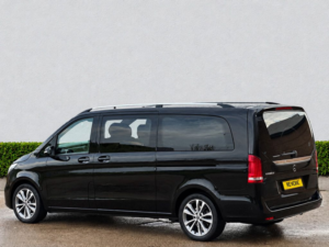 2019 Mercedes-Benz V Class 2.0 V220d Sport MPV 5dr Diesel G-Tronic+ Euro 6 (s/s) Xlwb (163 Ps) in Black — image 5